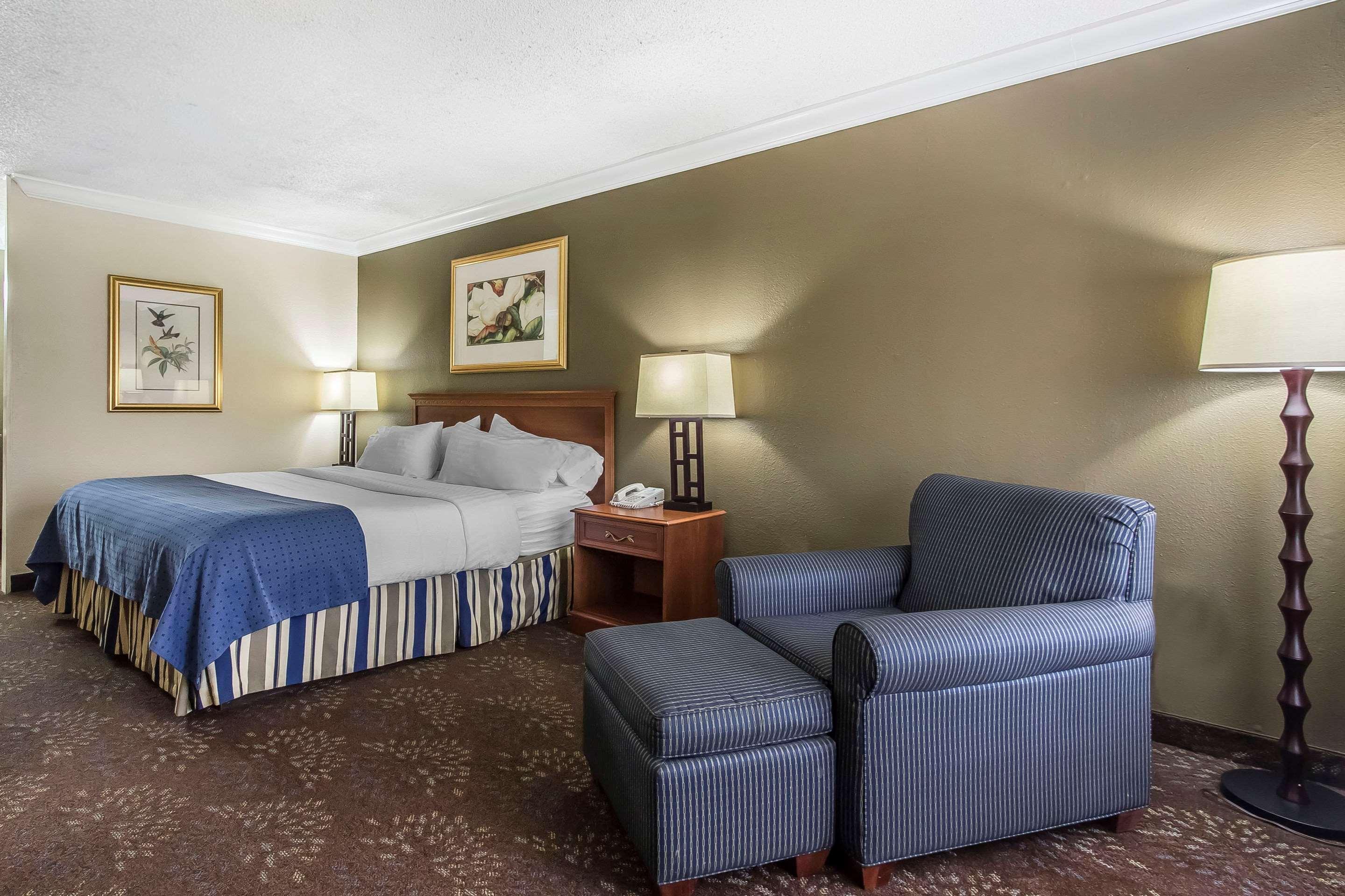 Clarion Inn Морган-Сити Экстерьер фото