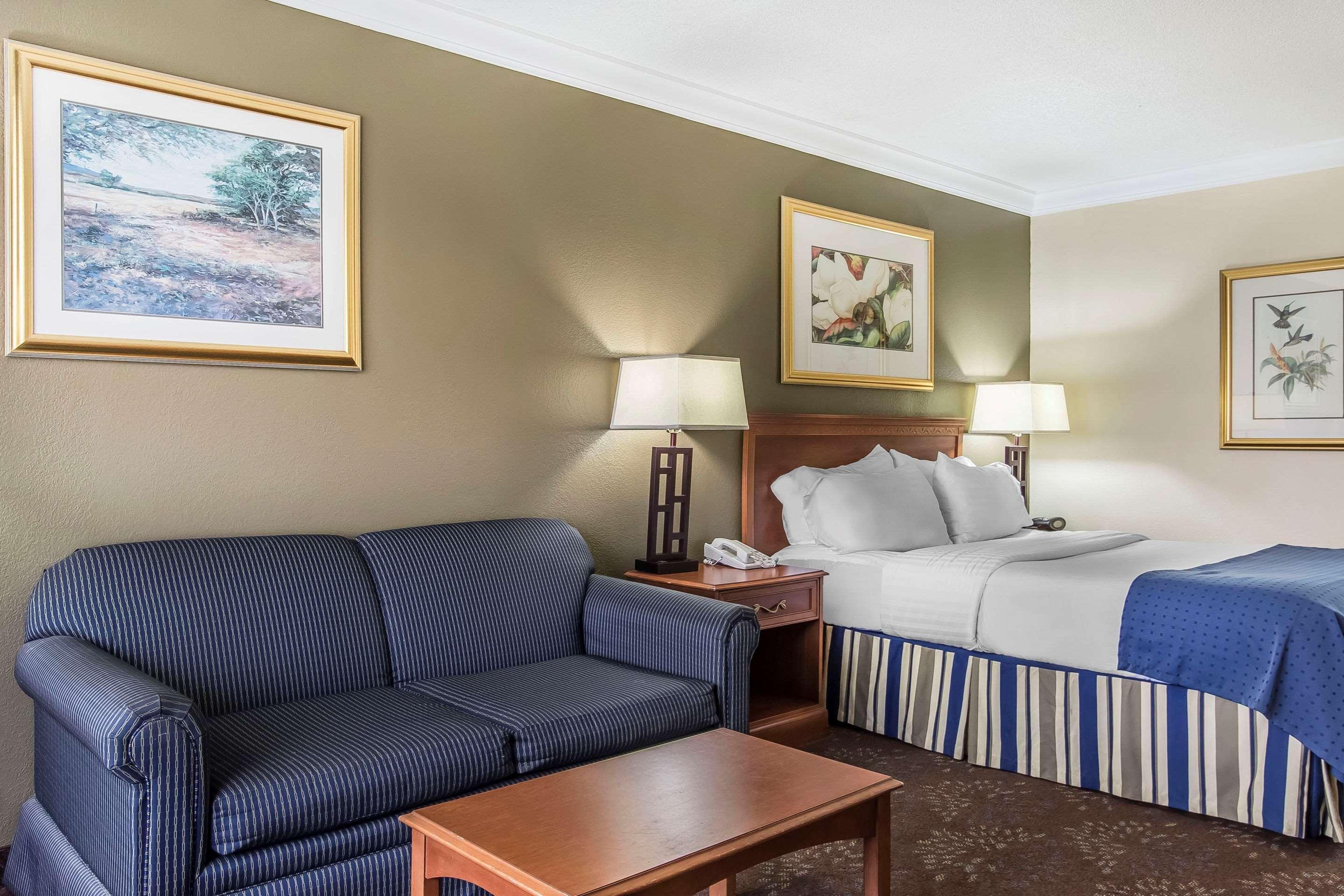 Clarion Inn Морган-Сити Экстерьер фото