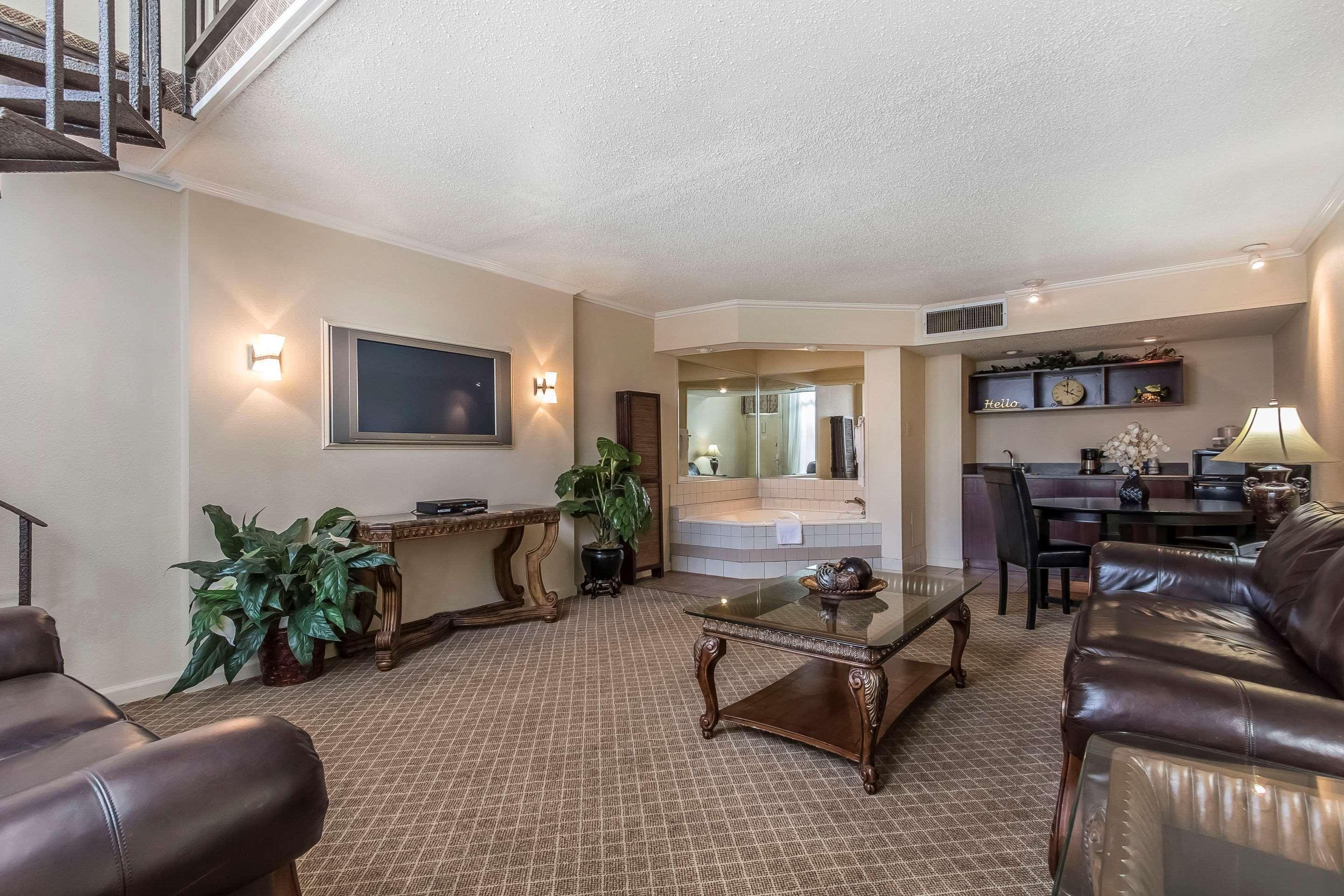 Clarion Inn Морган-Сити Экстерьер фото