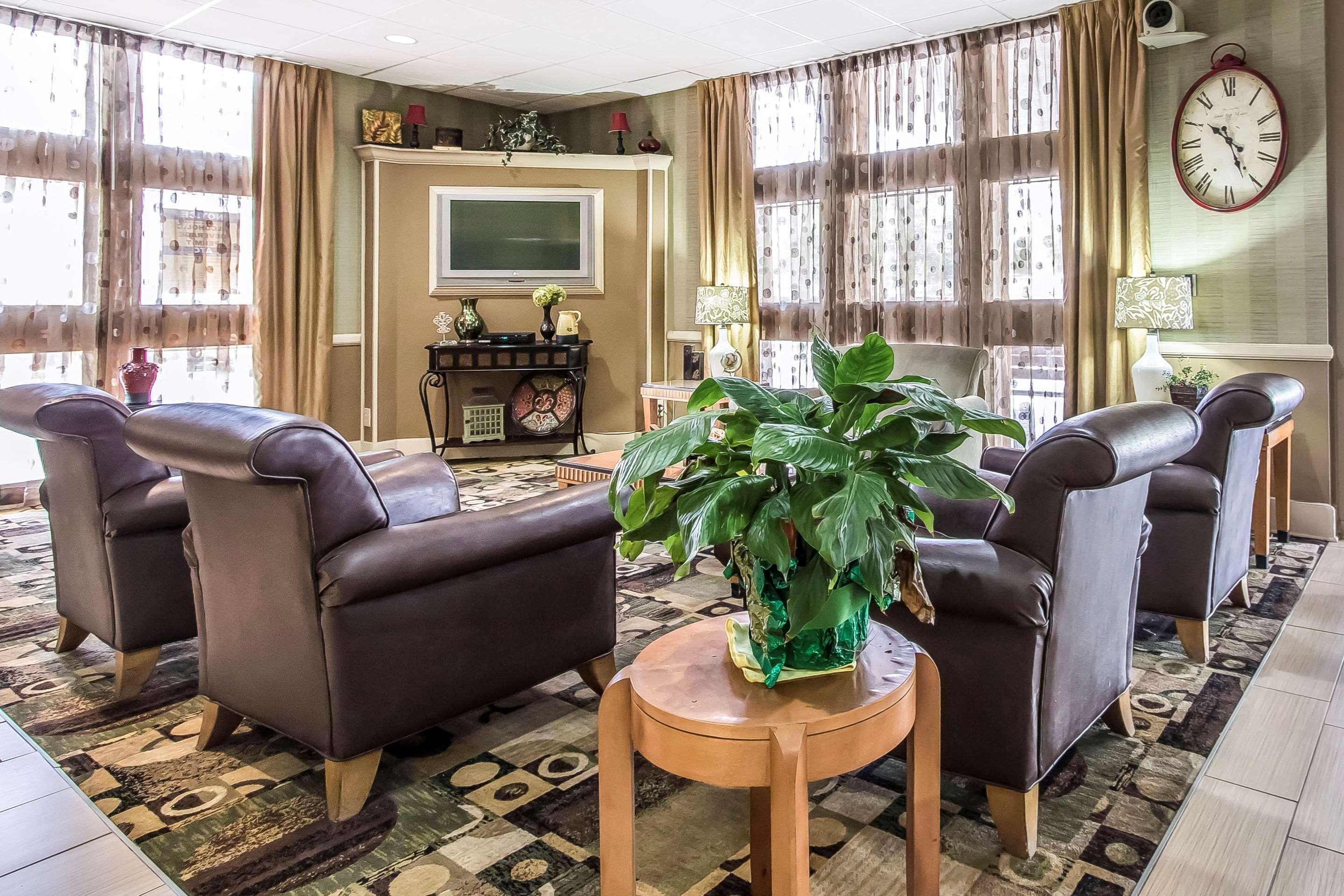 Clarion Inn Морган-Сити Экстерьер фото