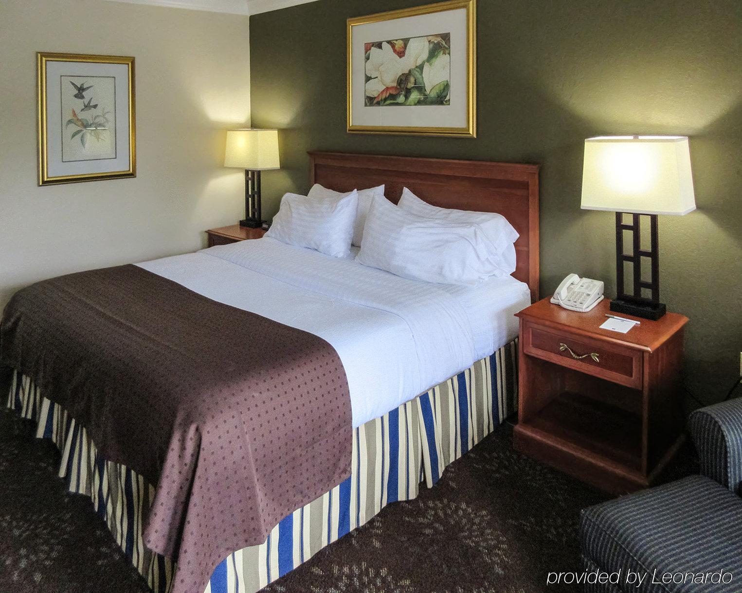 Clarion Inn Морган-Сити Экстерьер фото